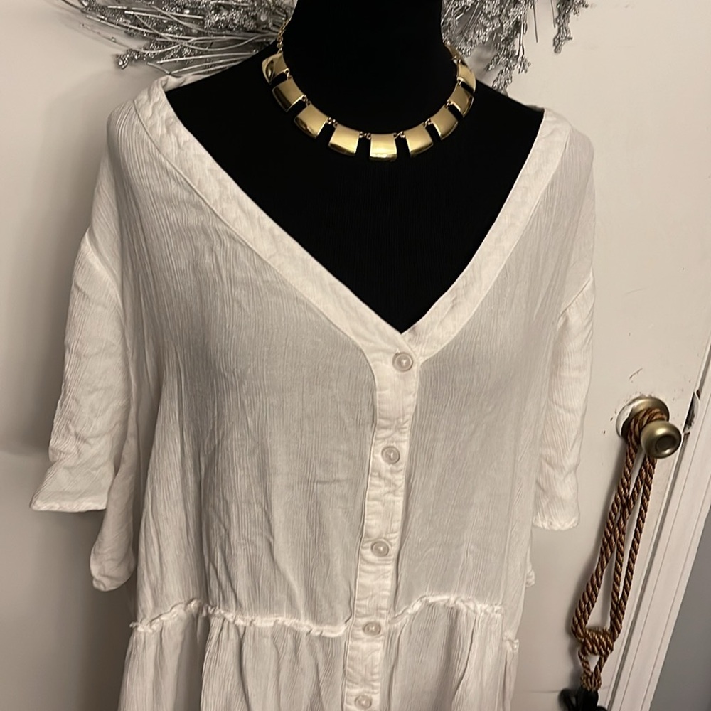 Top - Picture 2 of 6